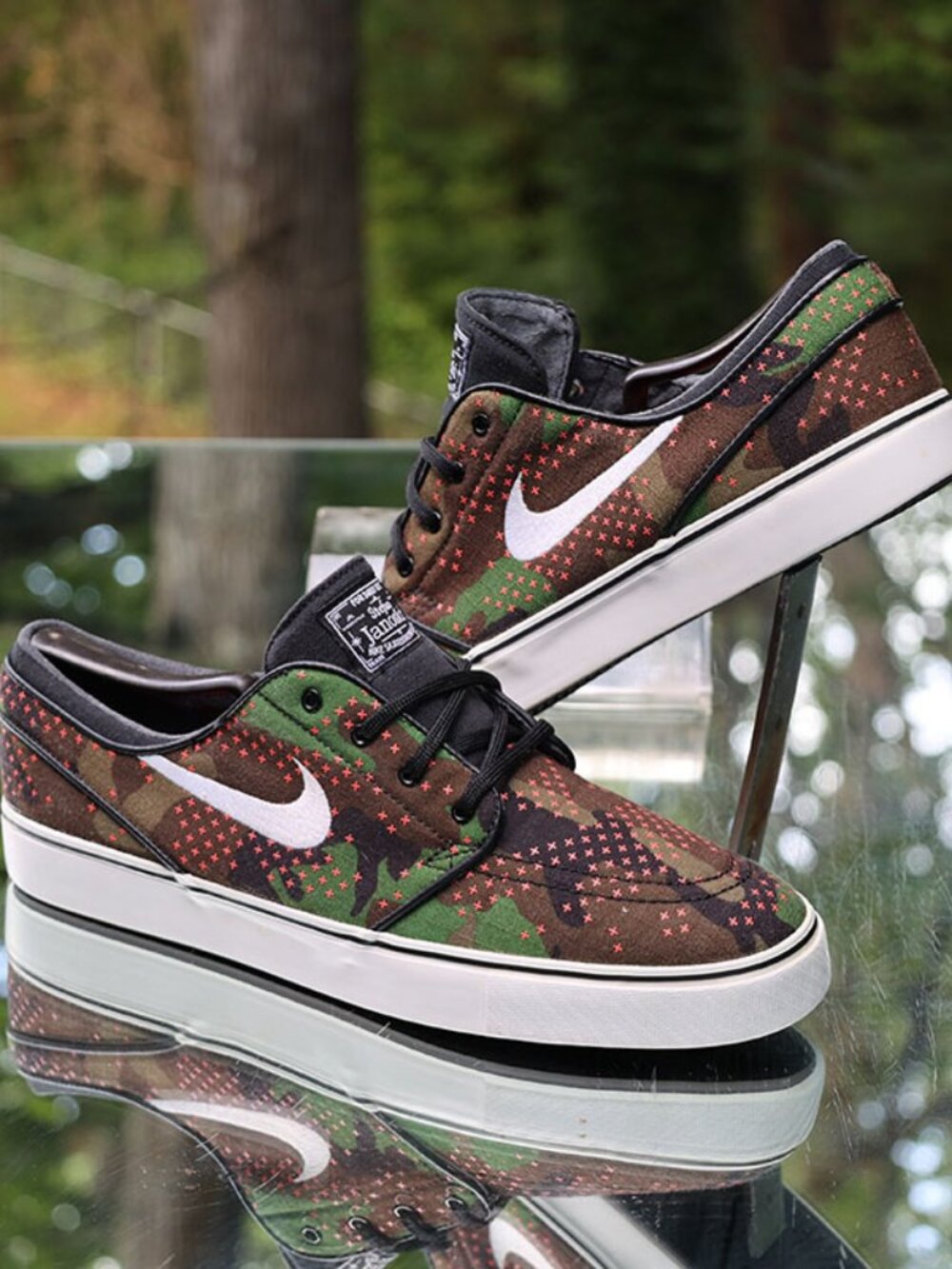 Nike Zoom Stefan Janoski Canvas Camo Polka Dot